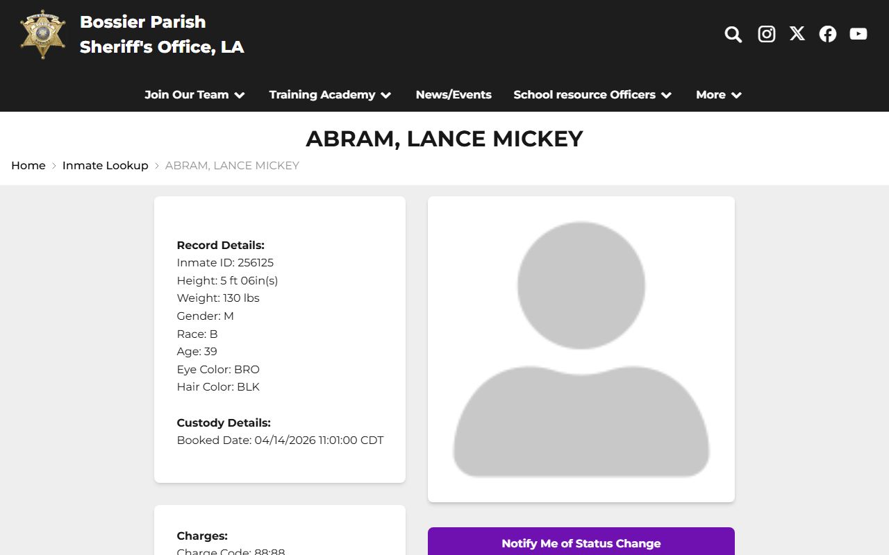 Bossier Parish inmate profile with booking fields and VINE status button